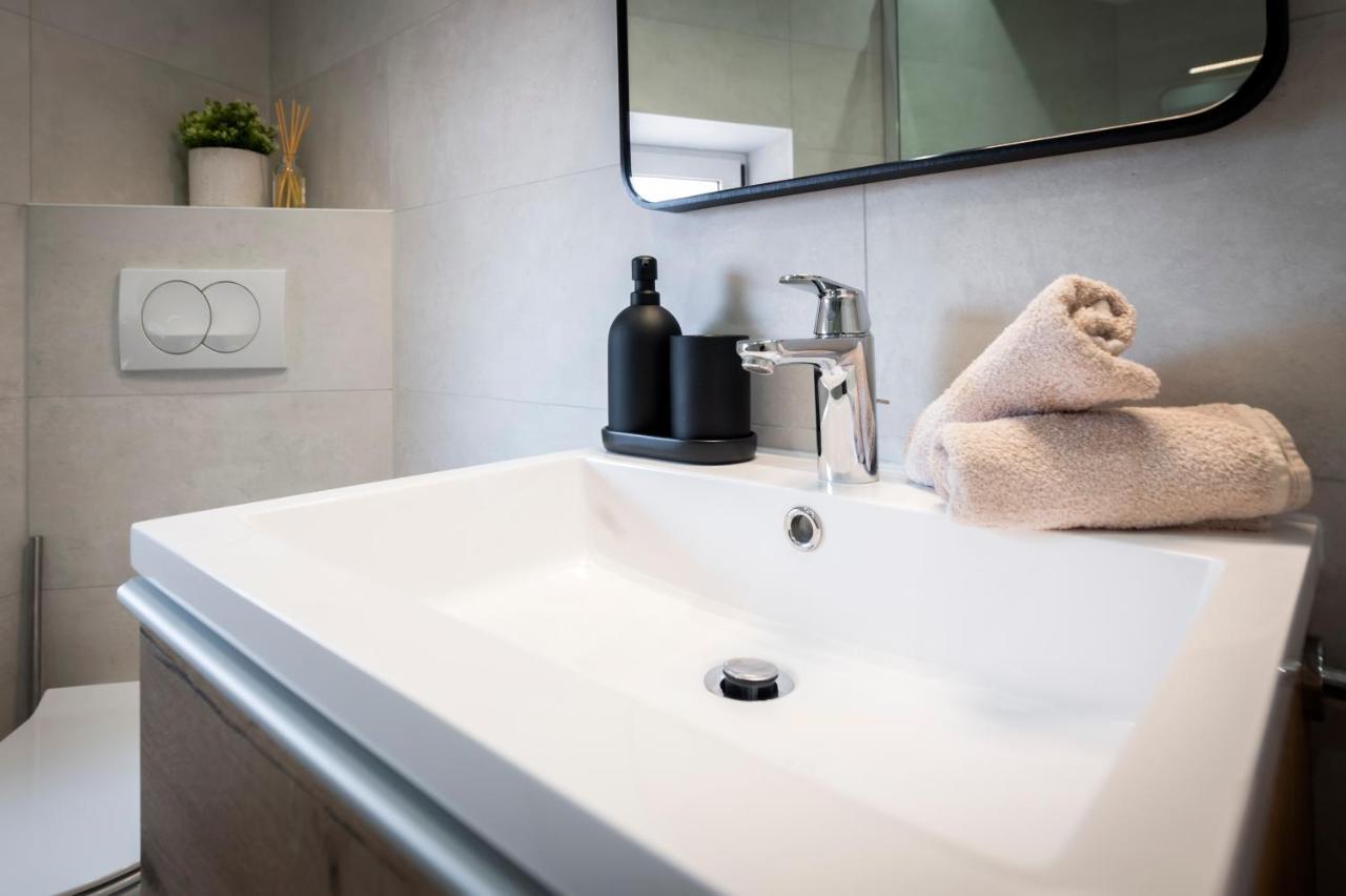 Modern And Cozy Apartments Salt & Pepper In Heart Of Rovinj Eksteriør bilde
